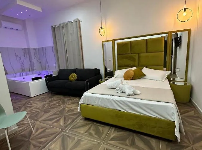 San Ferdinando Suite Room Napoli